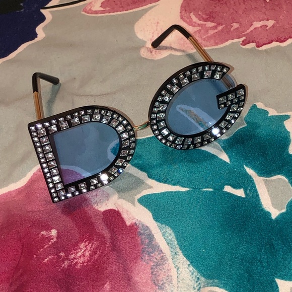 Accessories - Sunglasses